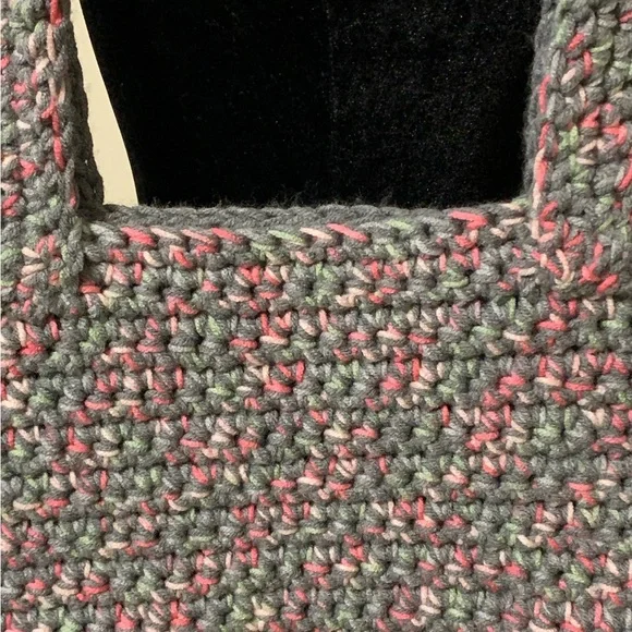 Shoulder Bag solid gray on one side mix Gray and pink on the other side - Picture 10 of 16
